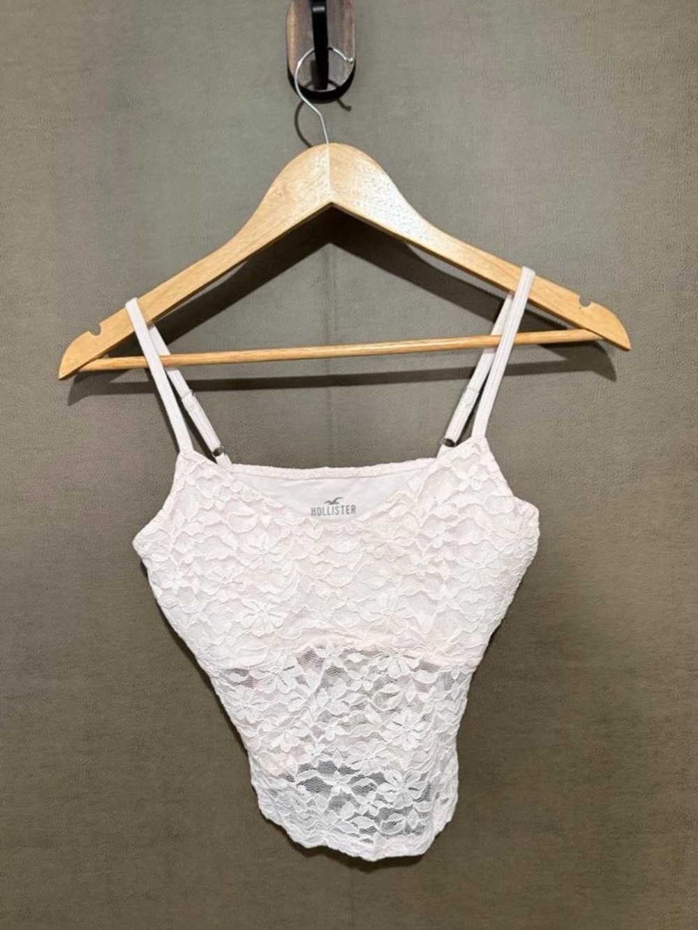 Hollister White Lace Camisole Bodyshell